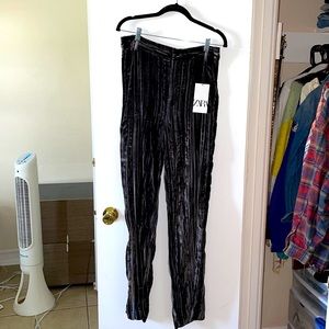 Zara velvet pants. Size M. Dark gray.